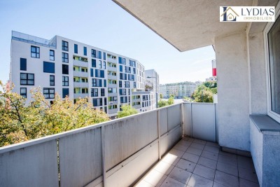 Gemütliche 4-Zimmer Wohnung mit Balkon, zentral begehbar - Nähe U-Bahn U1 / Top Infrastruktur!