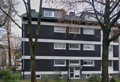 Schöne 2,5 Raum Wohnung  mit Balkon