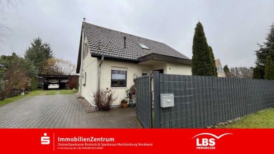 Ruhiges Zuhause mit Wintergarten