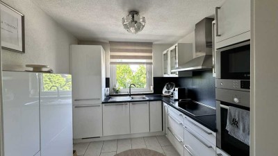 *Schönaich* Komplett renovierte 3 Zimmer Wohnung + Garage + Balkon