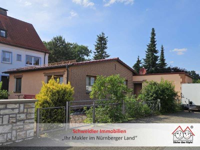 Charmanter, teilsanierter Bungalow in Neunkirchen am Sand – ideal für Singles, Paare & Kleinfamilien