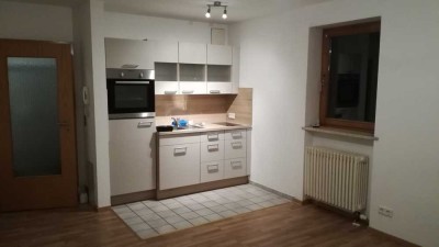 Gepflegte 1-Zimmer-Wohnung mit Balkon und Einbauküche