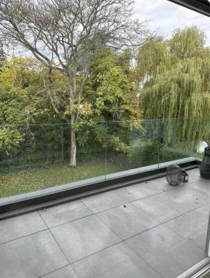 Penthauswohnung voll möbliert für ein Jahr