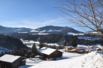 Sonnige Doppelhaushälfte in Aussichtslagen nahe der Skipiste