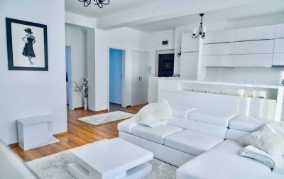 Freundliche und gepflegte 1,5-Zimmer-Wohnung mit EBK in Plauen