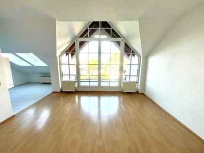 2,5-Zimmer Dachgeschoss-Wohnung