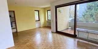 Helle & ruhige 3,5-Zimmer-Wohnung mit Balkon, Garage & Stellplatz in zentraler Lage von Ravensburg