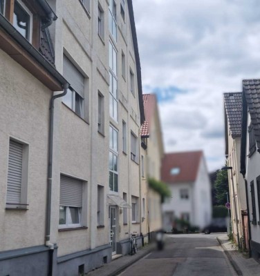 2 Zimmer Wohnung mit guter und ruhiger Wohnlage in Hemsbach