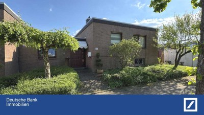 Gepflegtes Reihenendhaus mit Garage, Garten in Splitlevelbauweise - direkt in Neustadt