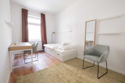 frisch sanierte, vollmöblierte 2,5-Zimmer-Whg in Uninähe! Rundum-Sorglos-Paket dank Inklusivmiete