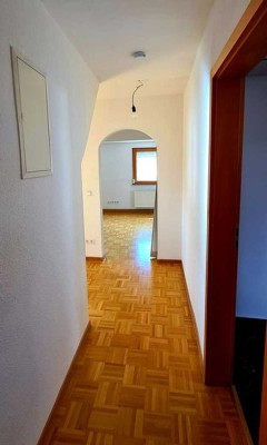 TOP Dachgeschosswohnung mitten im Zentrum von Degerloch