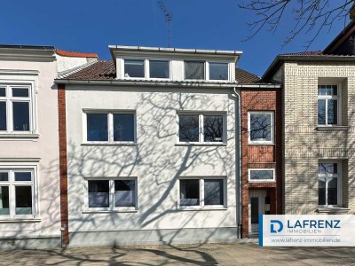 Zentrale Lage in Burg! Mehrfamilienhaus mit drei Wohnungen.