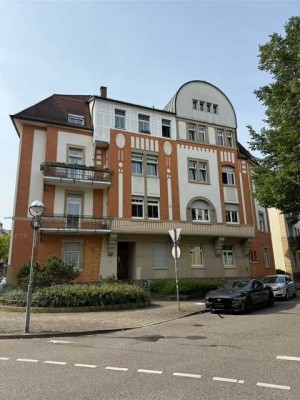 Besondere 3 Zimmerwohnung im Jugendstilhaus/ Denkmalschutz Aussenfassade