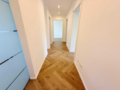 Provisionsfrei! Erstbezug nach Sanierung 3 Zimmer Wohnung