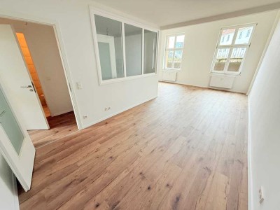 Große renovierte Familien-Whg! (1 Monat Mietfrei - KM*)