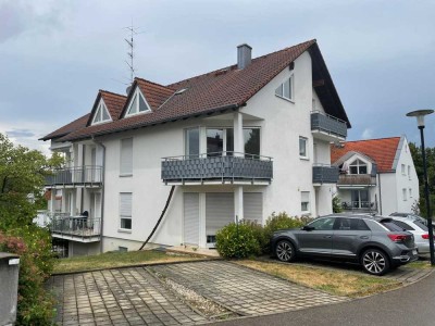 Eigentumswohnung – 4 Zimmer, 2 Bäder, Balkon & Garage