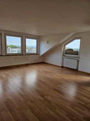 4-Zimmer Dachgeschosswohnung in Friedrichshafen