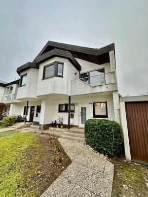 Renoviertes Reiheneckhaus (2024) - Garten, Terrasse, Balkon (3x), Garage in Wiesbaden - Erbenheim!