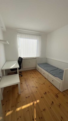 Möblierte Wohnung mit eigener Küche und Badezimmer