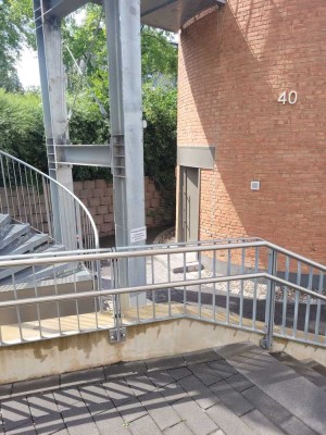 Neuwertige 2-Raum-Erdgeschosswohnung mit Einbauküche in Trier
