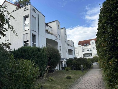 Geschmackvolle Wohnung mit fünfeinhalb Zimmern, Balkon - sofort frei....Für 2.205 Euro Monatsrate*