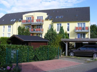 Vollständig renovierte 3,5-Raum-DG-Wohnung mit Balkon