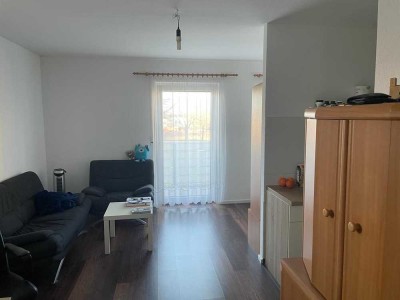 Großzügige 1-Zimmerwohnung mit Balkon in ruhiger Lage