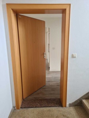 Renovierte 3-Zimmer-Wohnung mit Wannenbad***in ruhiger Wohngegend!!!