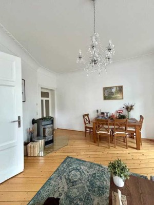 Attraktive 4-Zimmer-Wohnung am Prinzenpark mit Wintergarten