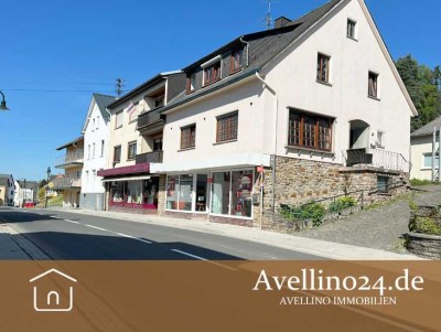 Voll vermietetes Renditeobjekt mit Wohnhaus, Büro und Halle