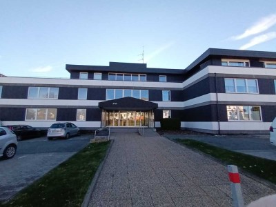 Echtes Schnäppchen: Terassenwhg.m.Fernblick direkt a.d. Skipiste m. Schwimmbad, Sauna&TG-Platz