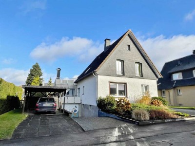 == Gepflegtes 1-2 Familienhaus in ruhiger Wohnsiedlung am Lagenser Stadtrand ==