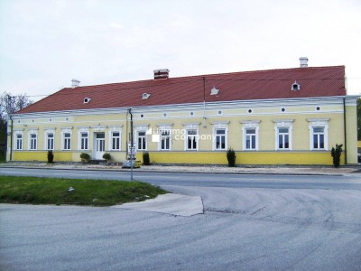 Gewerbeobjekt im Bezirk Hollabrunn steht zum Verkauf oder Vermietung!!!