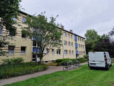3 Zimmer Wohnung mit Balkon, WBS § 8 oder  88 erforderlich, 1. Stock, kein Aufzug
