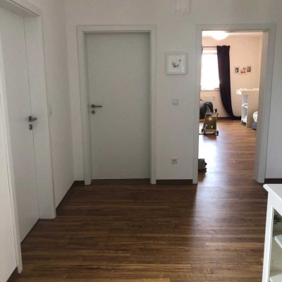 Exklusive, sanierte 3-Raum-Wohnung mit Balkon und Einbauküche in Delmenhorst