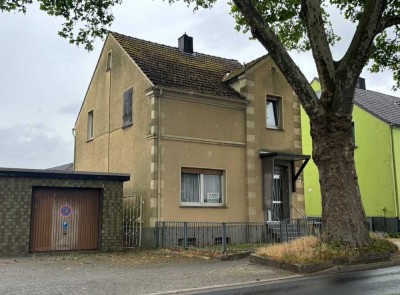 EFH auf großem Grundstück im Herzen von Höchsten