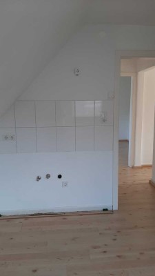 helle Dachgeschosswohnung - tolle Raumaufteilung