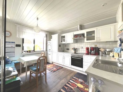 -Reserviert- Vielseitiges MFH mit ca. 390 m², Garten und Potenzial – langfristig vermietet in Wildec