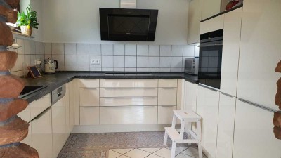 ***Postkartenblick & 37 m² Südwest-Terrasse – moderne 3,5‑Zimmer‑Wohnoase in Neckarsteinach***