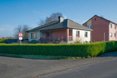 Freistehender Bungalow in Waldfeucht - Bocket mit großem Grundstück und Weitblick ins Grüne!