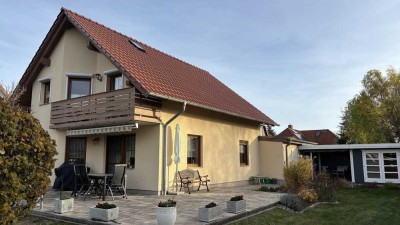 Familienparadies mit Garten und Balkon