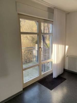Wohnen im schönen Lautertal,  Helle, ruhige 2 Zi-Wohnung in gepflegten Mehrfamilienhaus