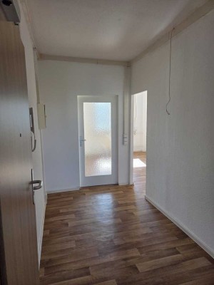 3-Raumwohnung mit Aufzug und Balkon