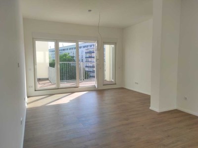 Jetzt Besichtigung vereinbaren! Dachgeschoss mit 2 Terrassen ☎️ 0172-3261193