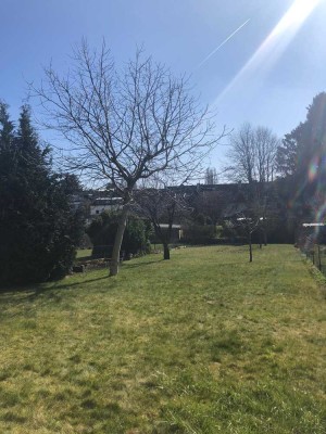 Gepflegte Altbauwohnung (2 ZKDB+WC) mit Einbauküche in Eilendorf