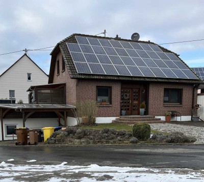 Geräumiges, gepflegtes Einfamilienhaus in Schmitt