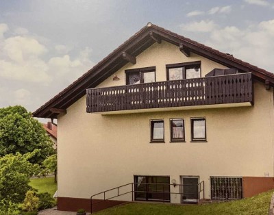 Exklusive 3-Zimmer-Dachgeschosswohnung mit Balkon und EBK in Bad Säckingen