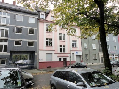 3 Zimmerwohnung mit offener Küche und Balkon / DU- Neudorf