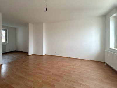 WOHNEN ÜBER DEN DÄCHERN VON SCHWERTBERG - 2 ZIMMER WOHNUNG MIT BALKON