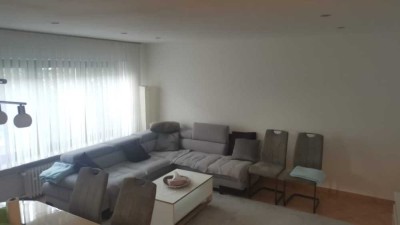 Möblierte 3-Zimmer-Wohnung mit Balkon und Einbauküche. Geeignet für Monteure oder Studenten!!!!